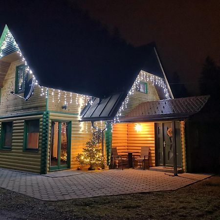 Butterfly Cottage By The Creek Тржич Екстер'єр фото